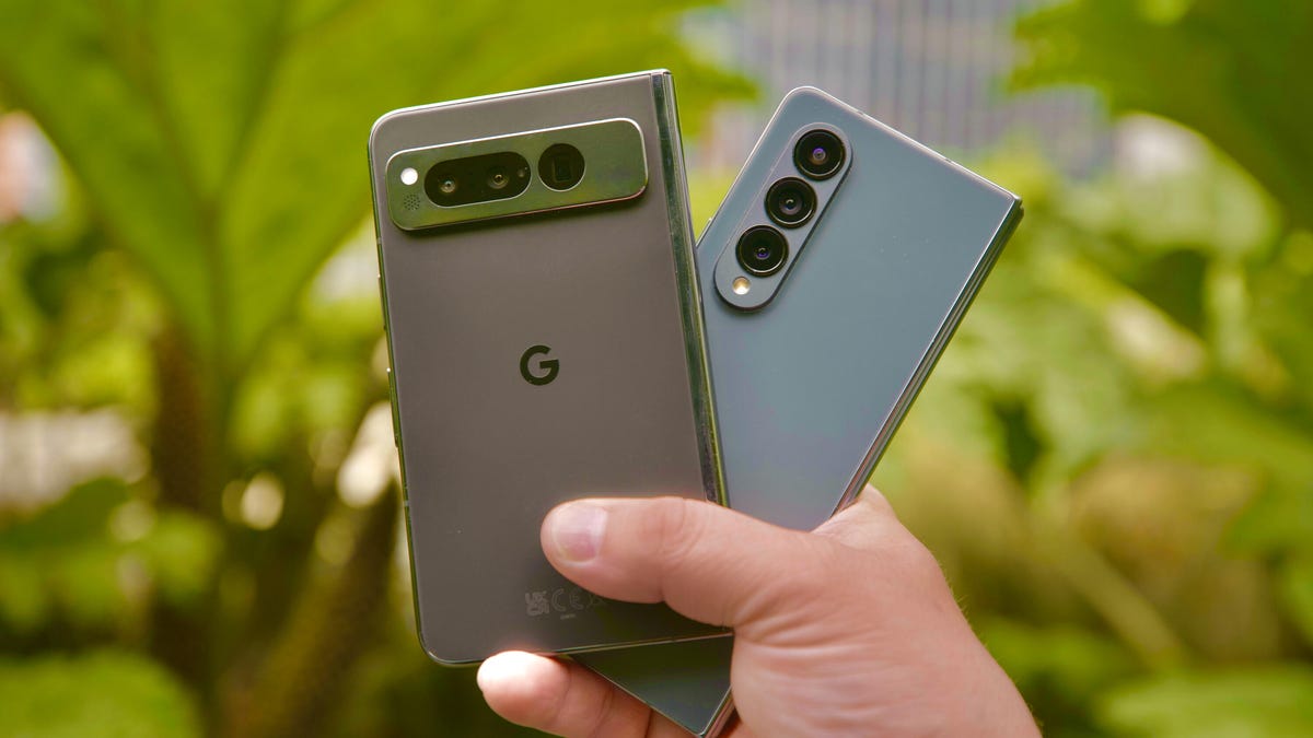 Luxury Phone Camera Clash: Google Pixel Fold vs. Samsung Galaxy Z Fold 4