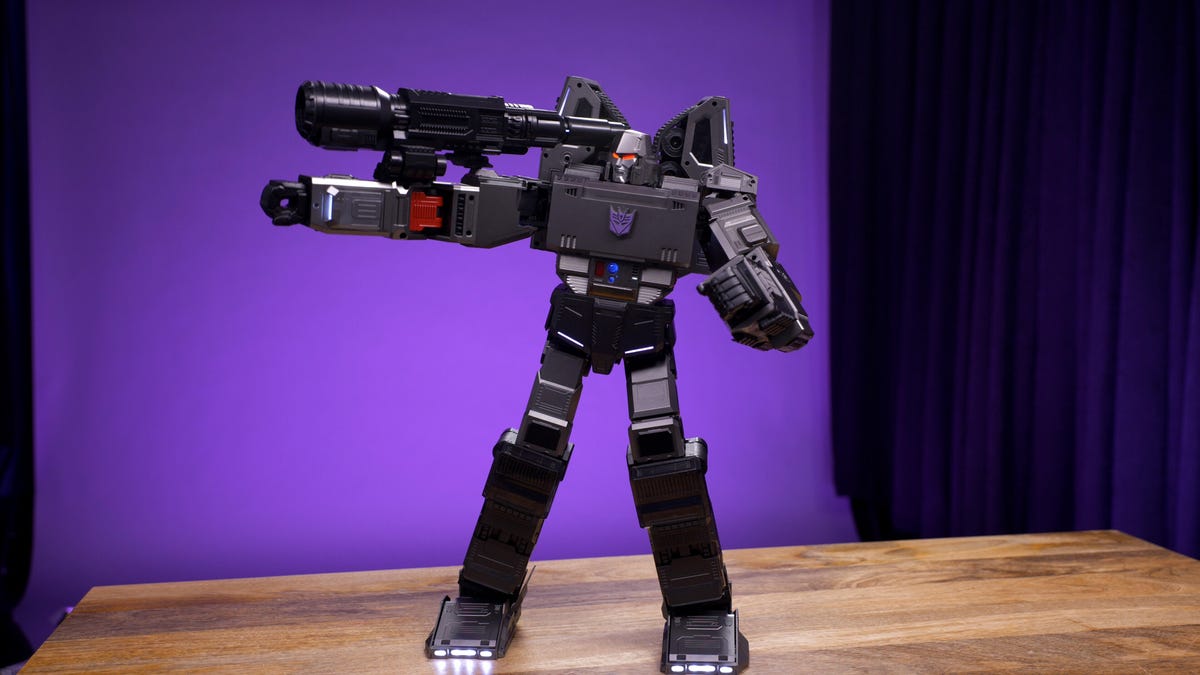 Best Evil Robot You Can Buy: Robosen’s Megatron Auto-Transforms via Voice Commands