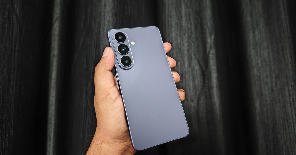 I trashed the Galaxy S26 in my review, but it’s still annoyingly easy to like